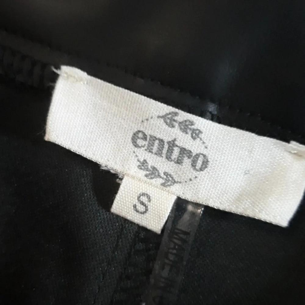 Entro Faux Leather Split cuff pants